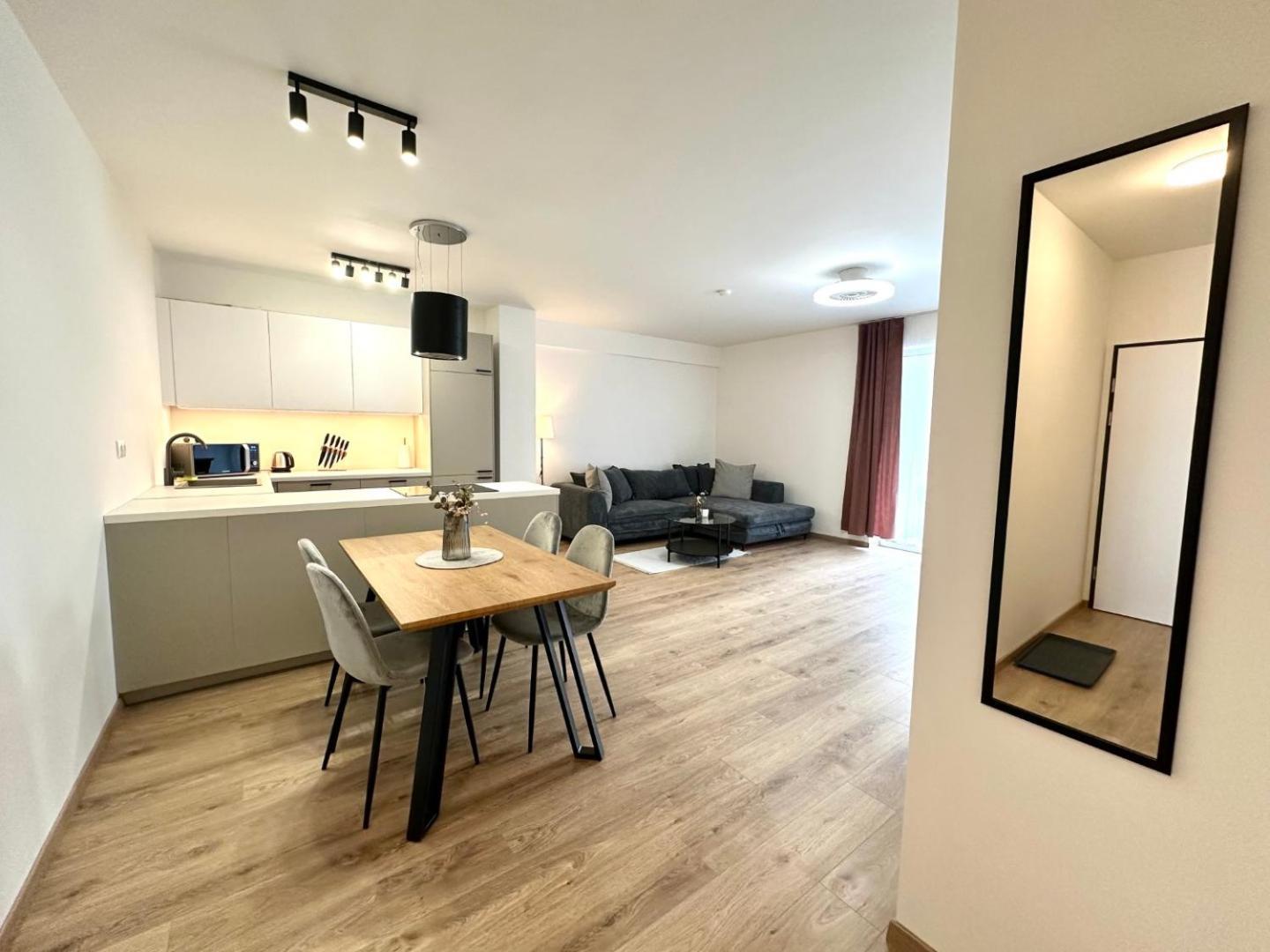 2 Room Apartment, New Building, Balcony, 208 Rovinka Экстерьер фото