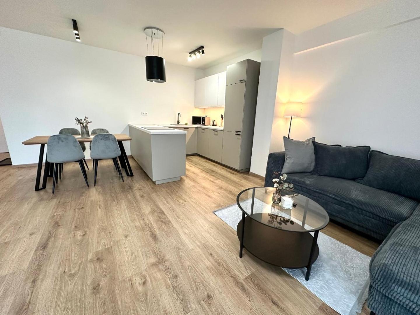 2 Room Apartment, New Building, Balcony, 208 Rovinka Экстерьер фото